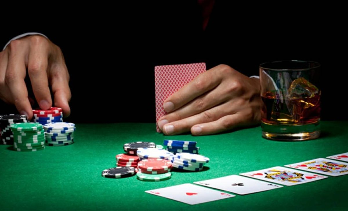 To Wager or Not to Wager: That is the Issue Pot Chances – Your Mystery Poker Weapon
